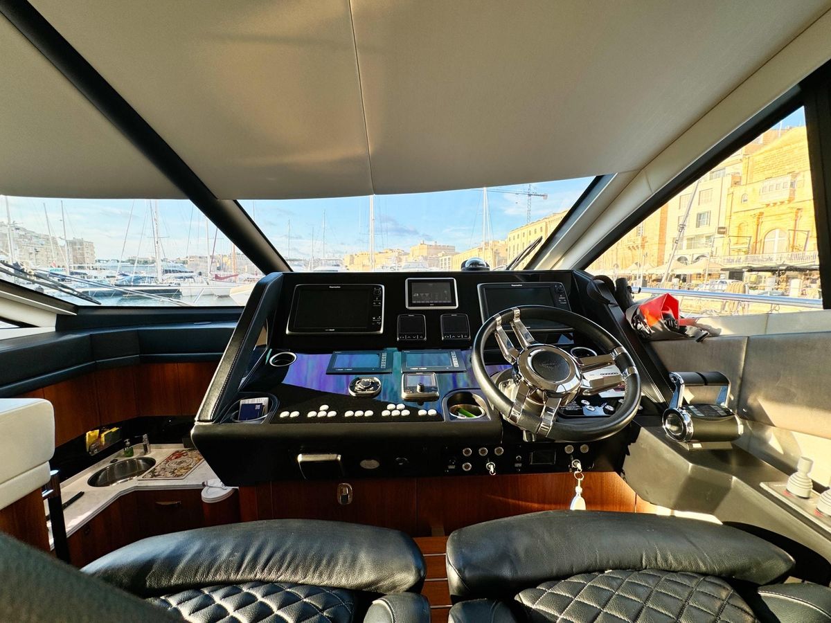 2015 Sunseeker 60 