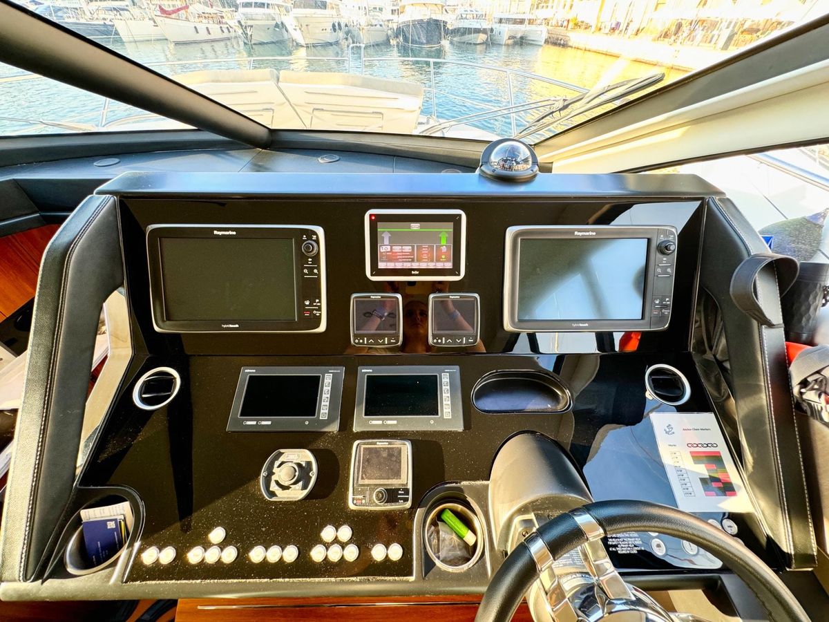 2015 Sunseeker 60 