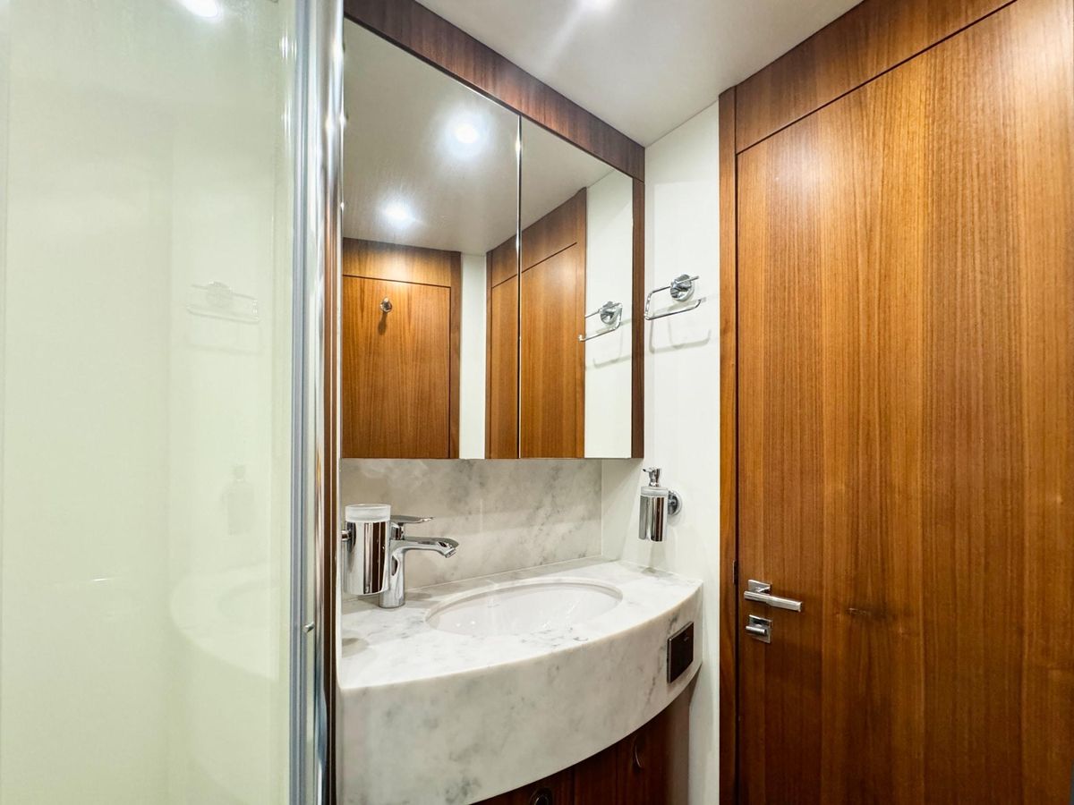 2015 Sunseeker 60 