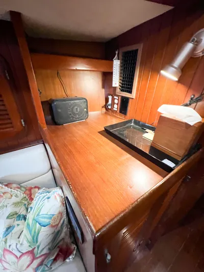 Della Therese Yacht Photos Pics 