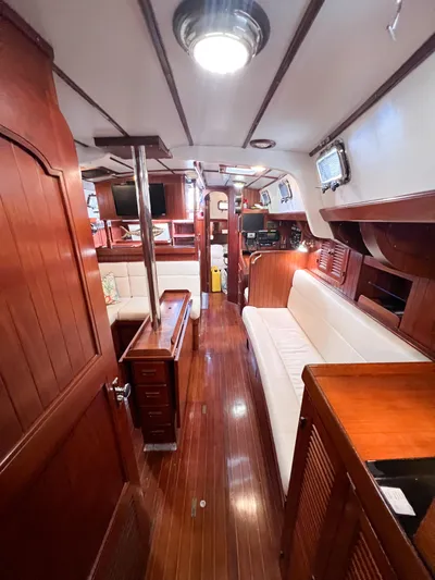 Della Therese Yacht Photos Pics 