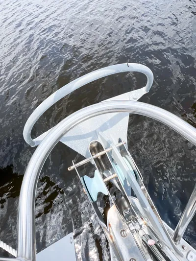 Della Therese Yacht Photos Pics 