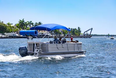 2016 Starcraft 206 Sundeck