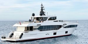 2023 Gulf Craft Majesty 100