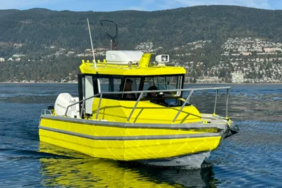 Custom Blackfish E750w