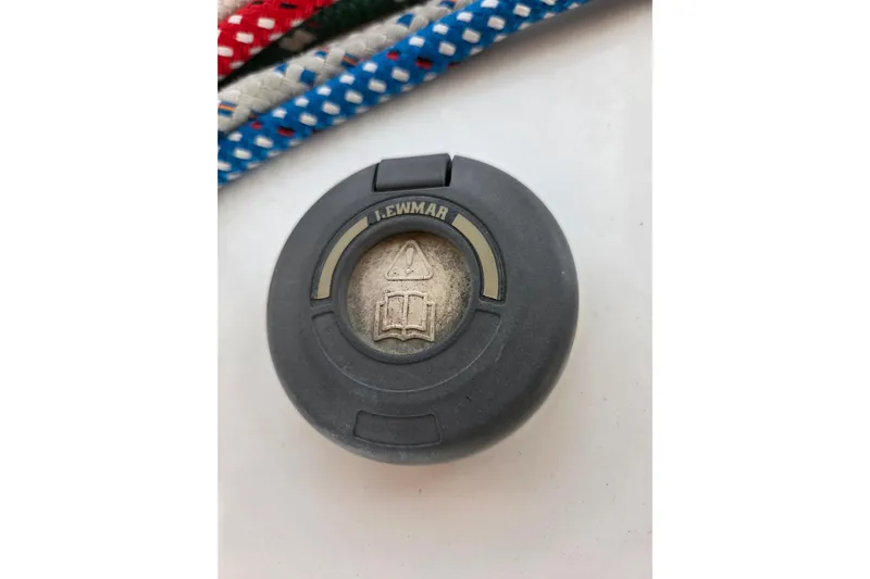 Callahan Yacht Photos Pics Lewmar winch handle on a 2000 Ta Shing Taswell 44 All Season yacht.