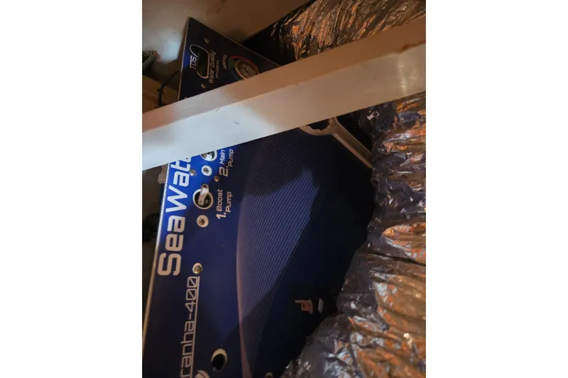 Callahan Yacht Photos Pics Seawater pump system in 2000 Ta Shing Taswell 44 All Season yacht.