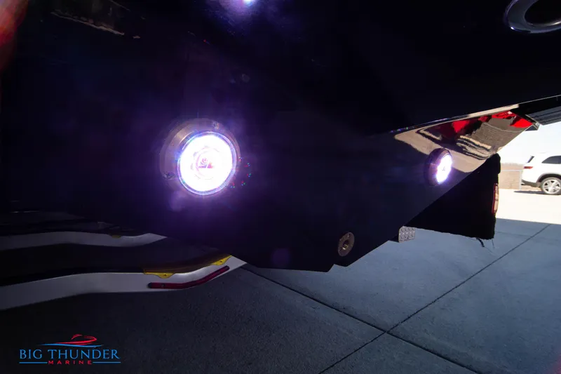  Yacht Photos Pics 2024 Donzi 39 VRZ boat with underwater lights at Big Thunder Marine.