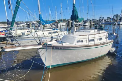 Island Packet 27