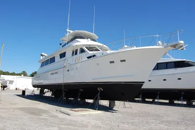 Hatteras 78 Aft Cockpit Motoryacht
