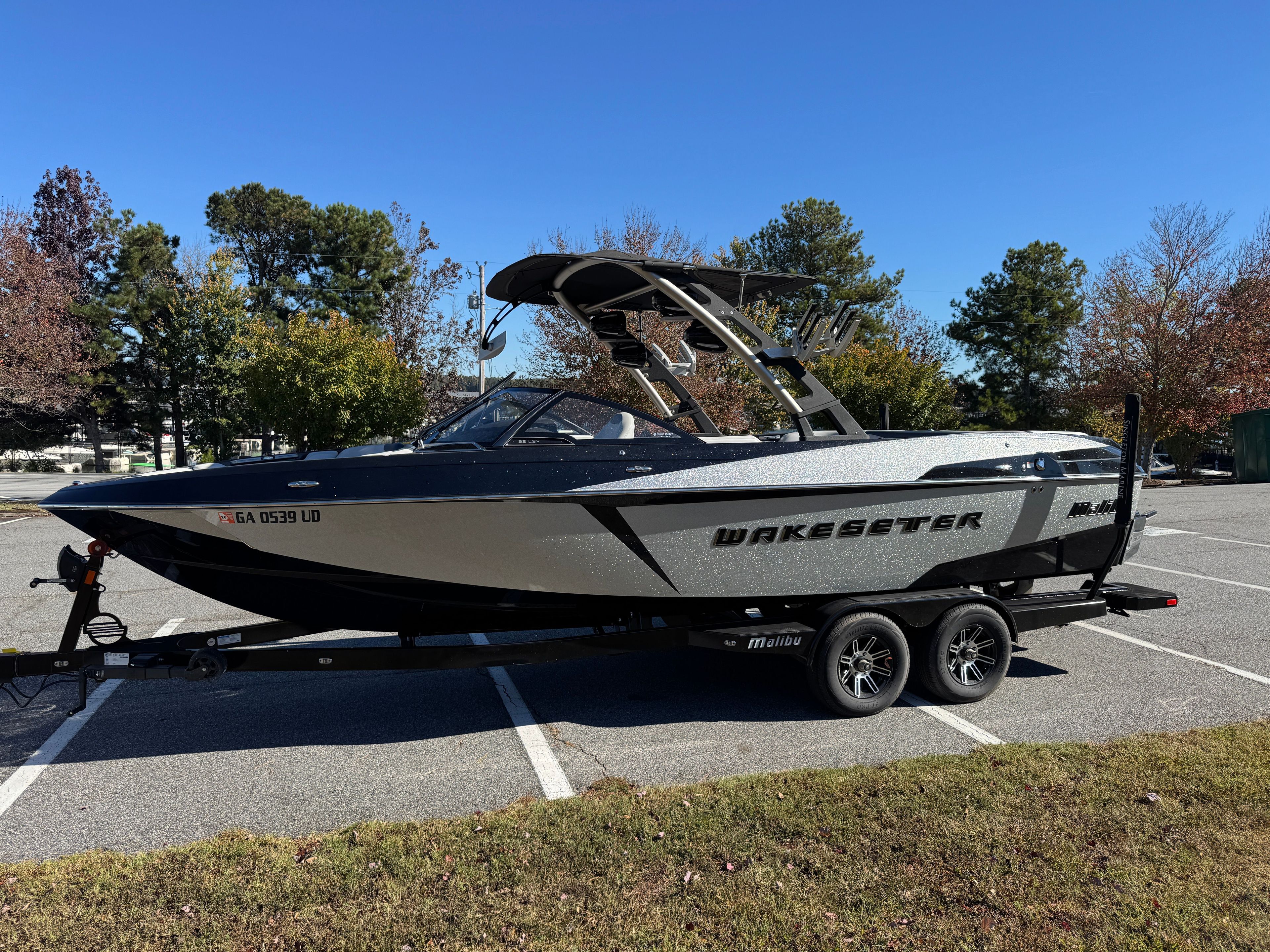 Malibu Wakesetter 25 LSV