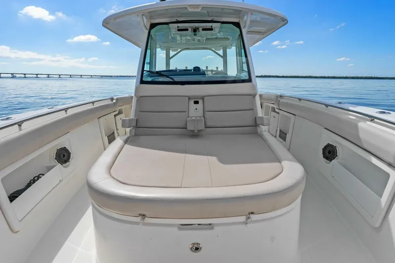 Lima Kilo Yacht Photos Pics 2019 Boston Whaler 380 Outrage 'Lima Kilo' - Sun Pads
