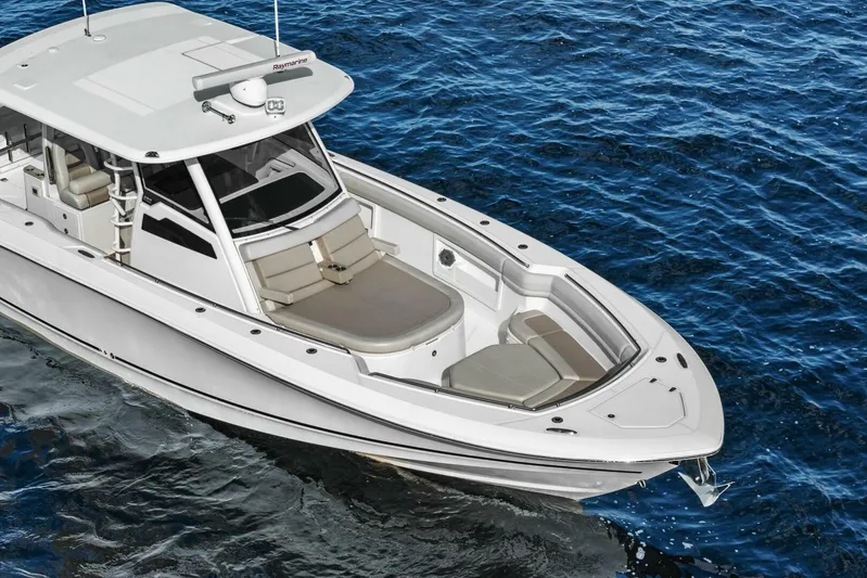 Lima Kilo Yacht Photos Pics 2019 Boston Whaler 380 Outrage 'Lima Kilo' - Profile Bow