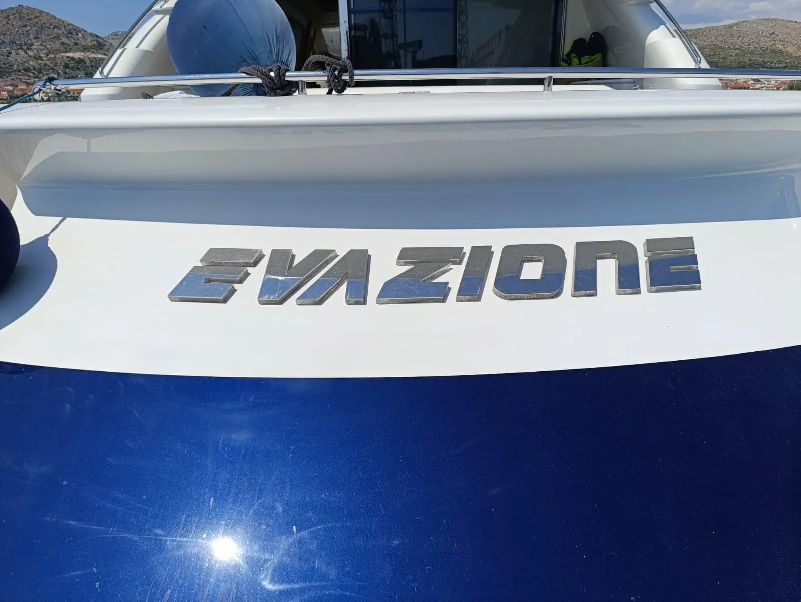 PERSHING 76 2005 OPEN YACHT