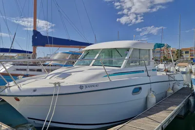 2000 Jeanneau Merry Fisher 695