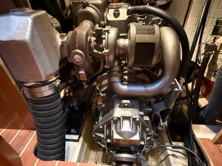 Dream Seeker Yacht Photos Pics 