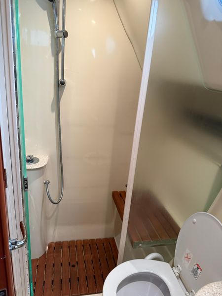 2011 Hunter 45 Deck Salon