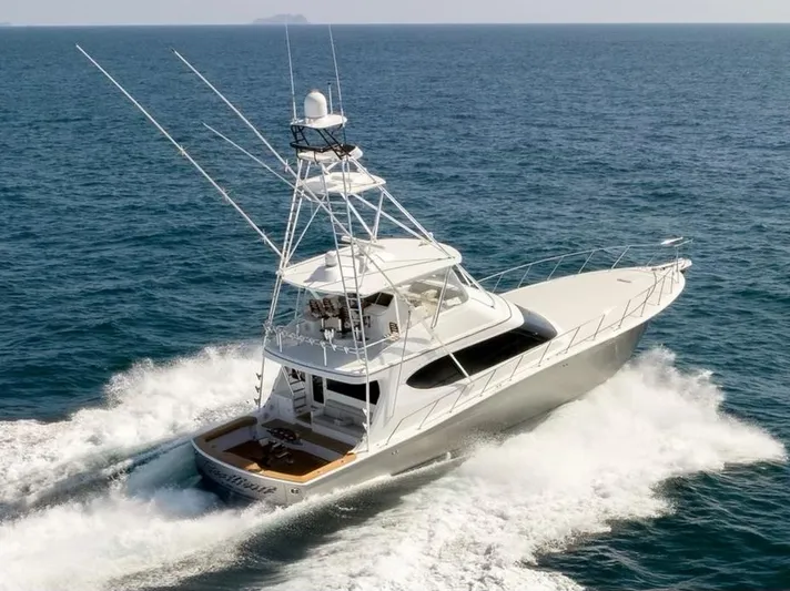 Resilient Yacht Photos Pics 