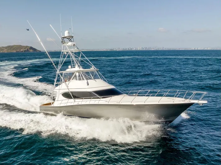 Resilient Yacht Photos Pics 
