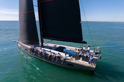 2022 Maxi Dolphin 62