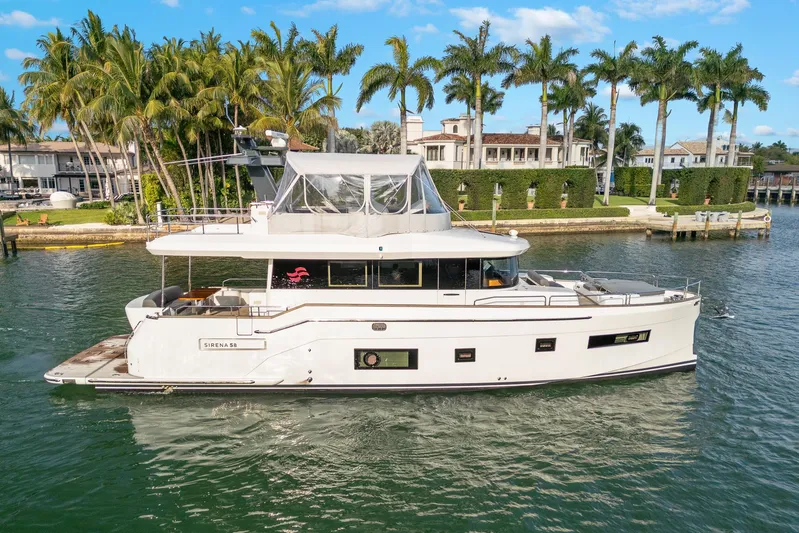 Baze Yacht Photos Pics 