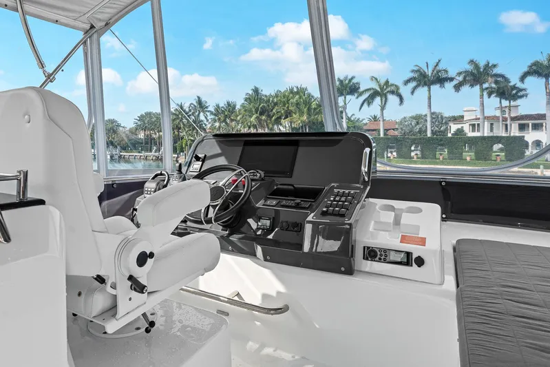 Baze Yacht Photos Pics 