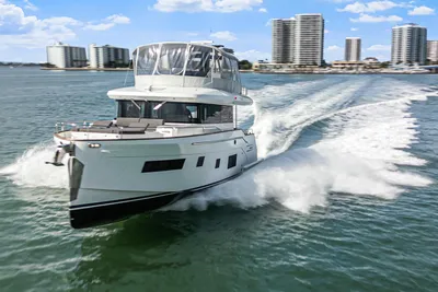 Sirena 58