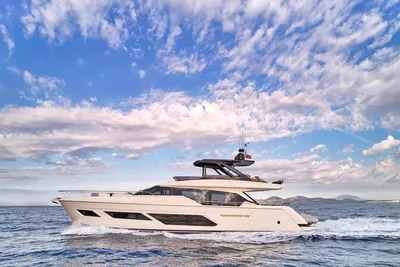 Ferretti Yachts 72 Flybridge Motor yacht