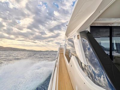 Yacht