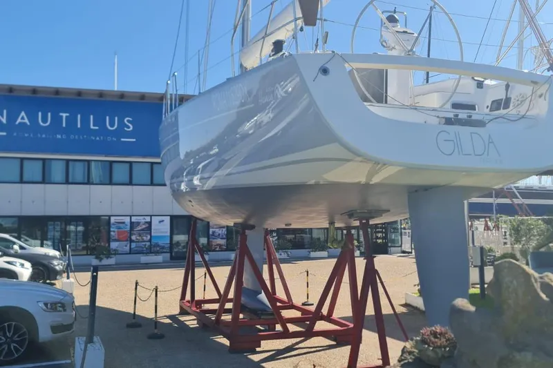  Yacht Photos Pics Hanse 400e yacht on display at Nautilus, 2010 model, named Gilda.