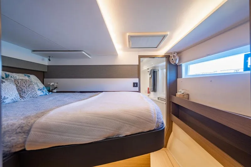 Scooby Yacht Photos Pics 