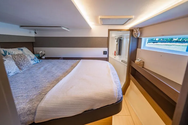 Scooby Yacht Photos Pics 