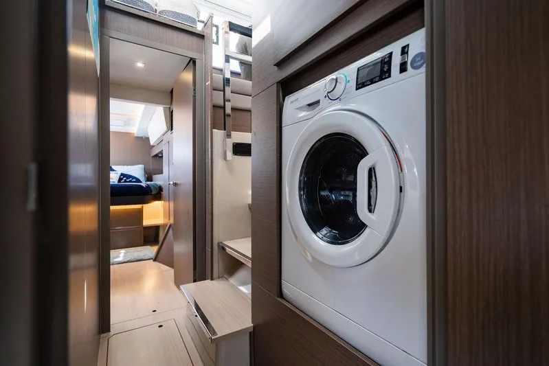 Scooby Yacht Photos Pics 