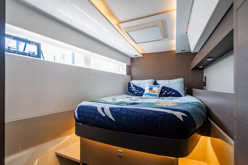 Scooby Yacht Photos Pics 