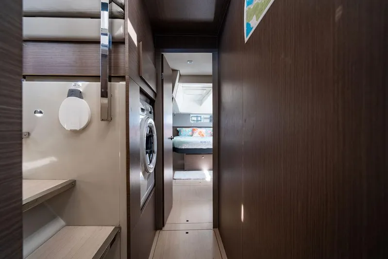 Scooby Yacht Photos Pics 