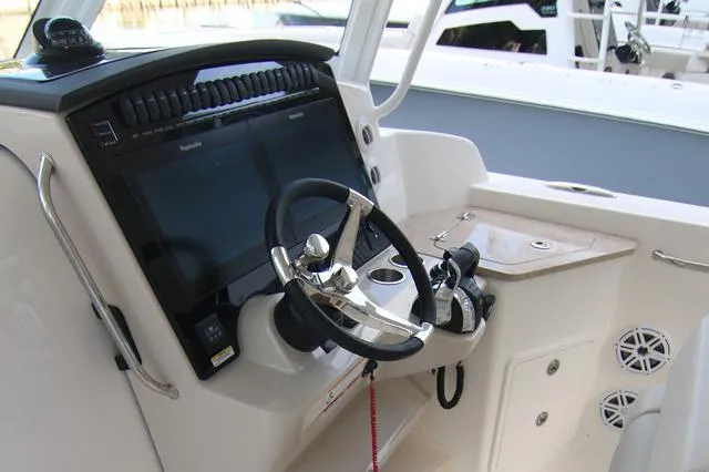  Yacht Photos Pics Manufacturer Provided Image