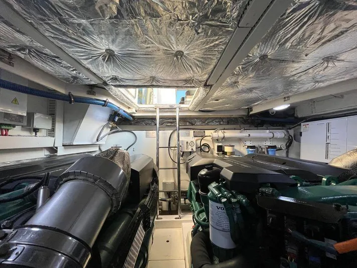 510 Schaefer Yacht Photos Pics Engine room of a 2019 Schaefer 510 yacht, featuring advanced machinery and insulation.