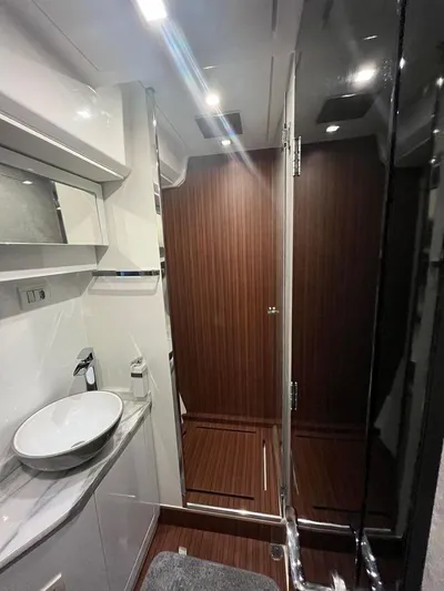 510 Schaefer Yacht Photos Pics 