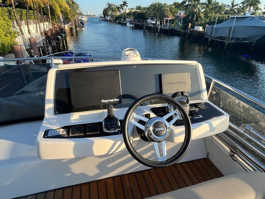 2019 Schaefer 51 
