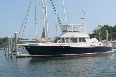 Alden Motor Yacht