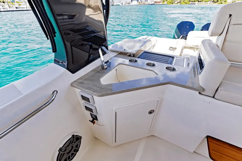 Better Life Yacht Photos Pics 