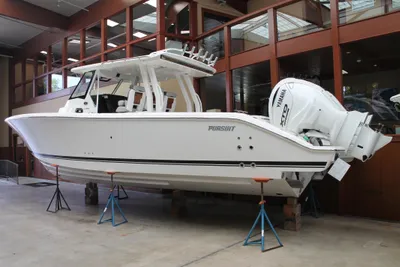 Pursuit S 358