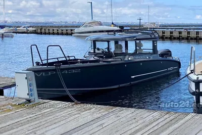 XO Boats 240 RS Cabin