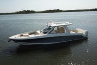 2023 Boston Whaler 380 Realm