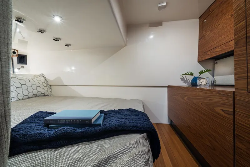  Yacht Photos Pics Manufacturer Provided Image