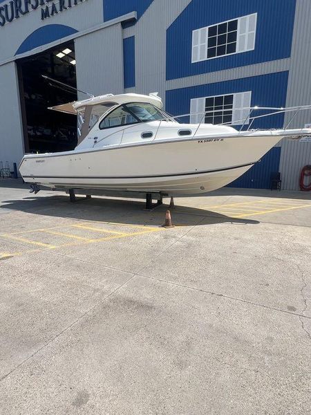 2009 Pursuit 315 Offshore