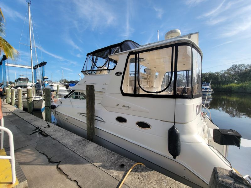 2000 Sea Ray 420 Aft Cabin