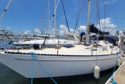 Tayana Vancouver 42