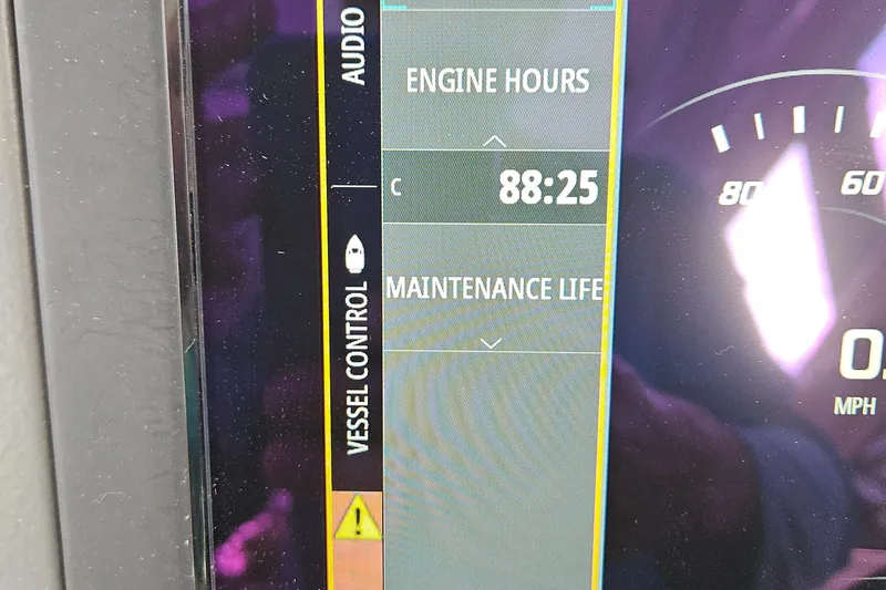  Yacht Photos Pics Display screen showing 88:25 engine hours on a 2020 Nimbus Weekender 9 vessel.