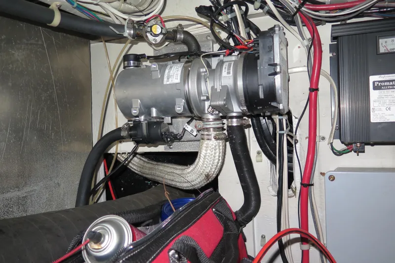 Mokikem Yacht Photos Pics Webasto hydronic heat system.